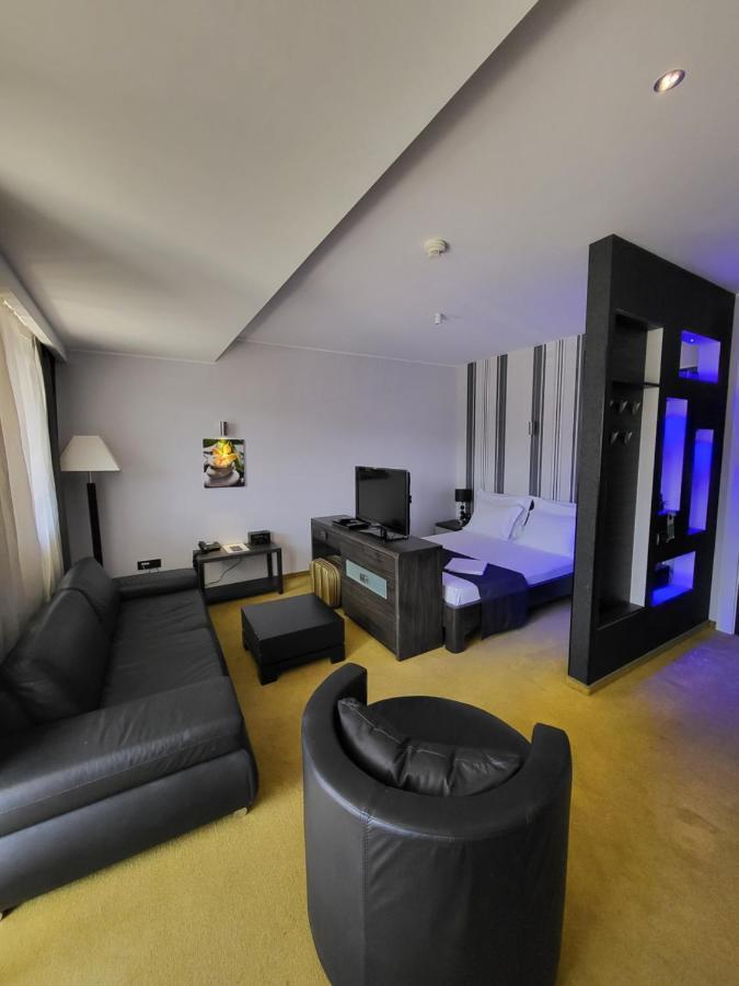 Apartments M Palace Будва Екстериор снимка